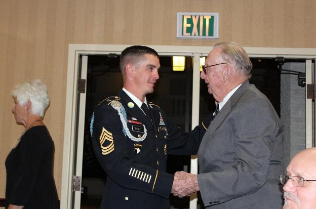 Present-day Army meets WWII member
